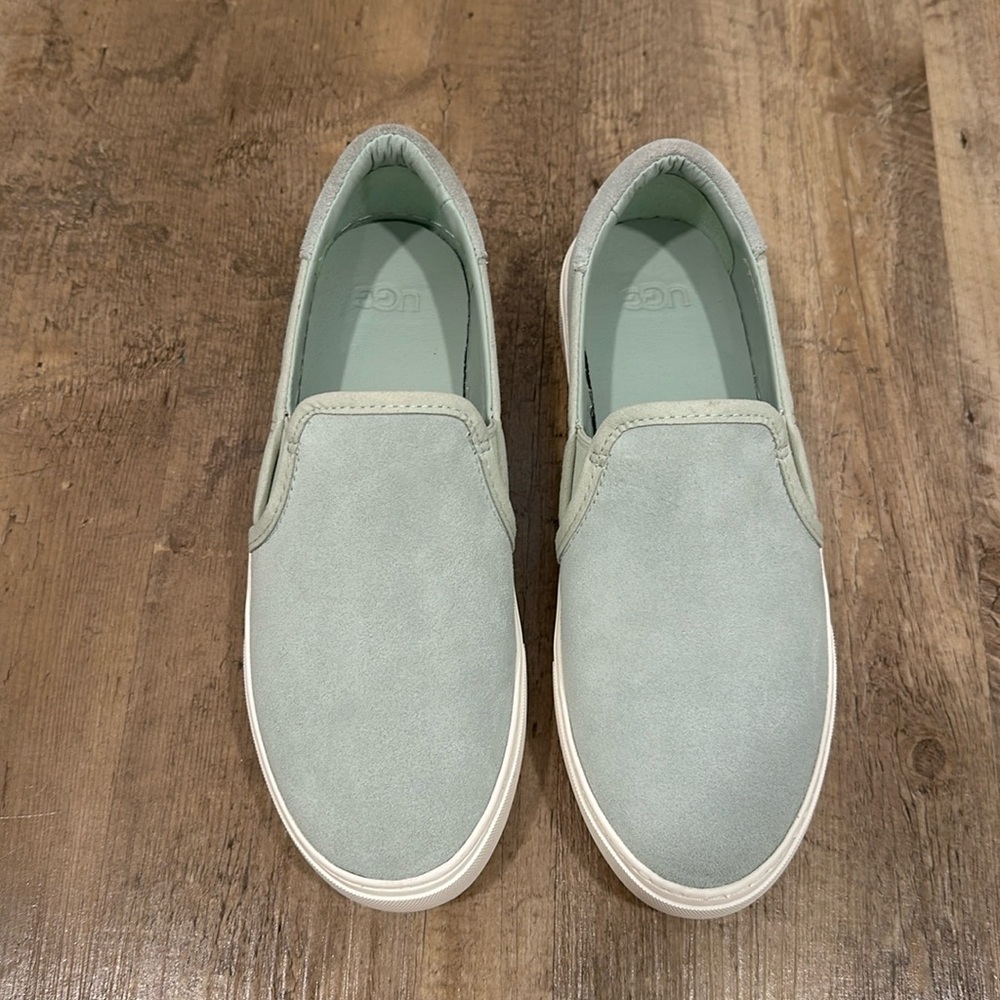 UGG Jass Mint Green Slip on Wedge Sneaker size 7